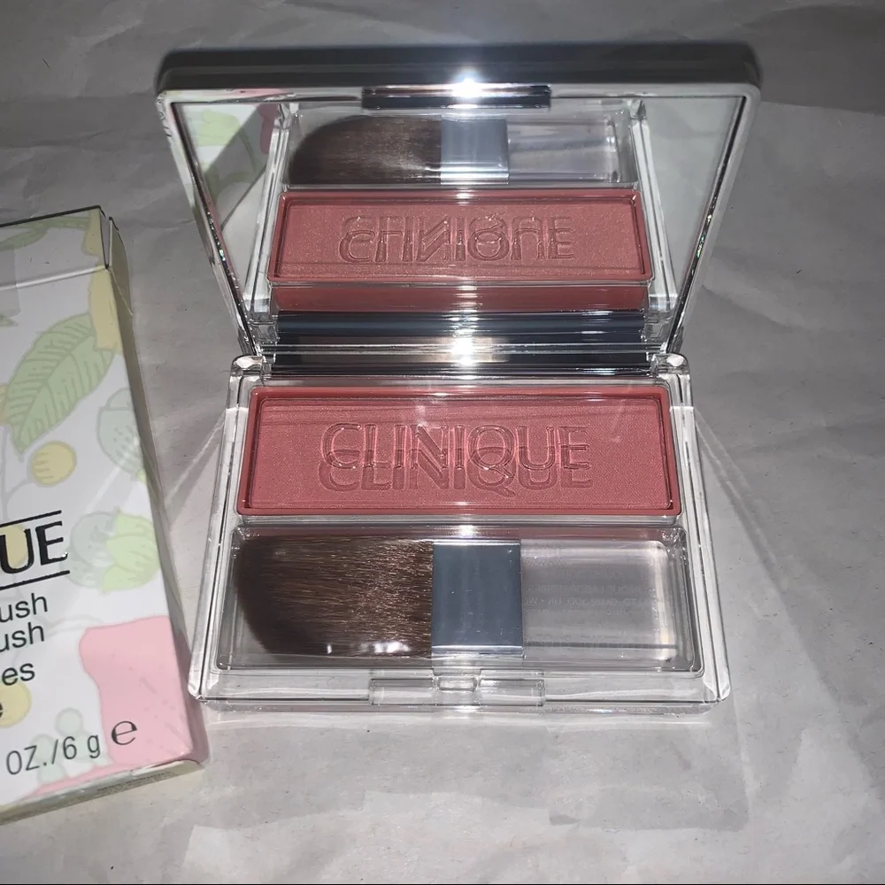 Clinique blush